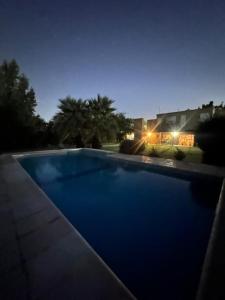 Posada Las Praderas con Piscina - Habitación con Baño en suite - Zona entre bodegas y viñedos
