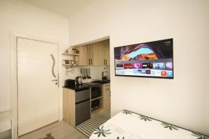 Secure, quiet, studio retreat in Green Point