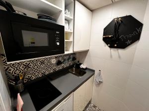 Nemo - Pequeño apto con terraza y vistas increíbles