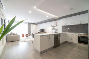 Citadine at Hintze Ribeiro