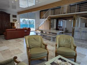 Gîte rénové avec jardin clos près dAngoulême - FR-1-653-288