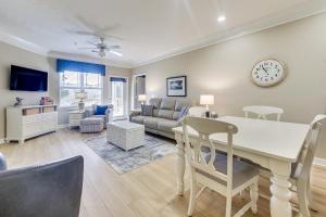 Pool and Private Balcony! Crow Creek Golf Club Condo