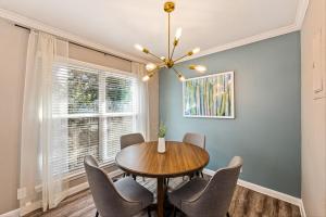 Island Escape: Stylish Coastal Comfort