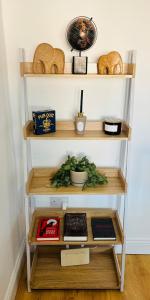 Lakeside Townhouse - Homely & Modern Holiday Home