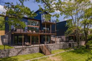 Grand Lakefront Estate