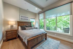 Grand Lakefront Estate