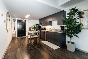 City Sanctuary - Urban Hideaway