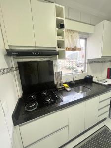 Apartamento à 300 metros praia - Centro - Itapema