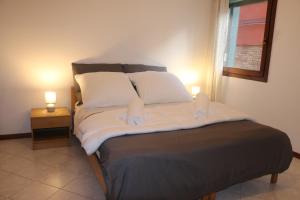 Zen Accommodations , Canal view