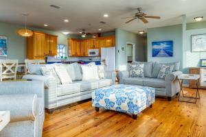 Coconut Breeze - 105 St Dennis