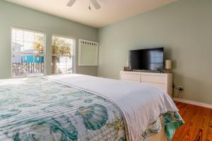 Coconut Breeze - 105 St Dennis