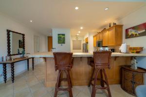 Del Mar 4O 2 bdr Garden View in Los Suenos