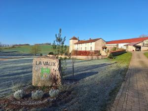 Gîte calme 4 chambres, terrasse privative, draps inclus - Germonville - FR-1-584-167