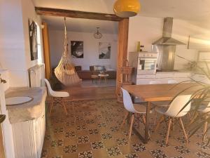 Gîte calme 4 chambres, terrasse privative, draps inclus - Germonville - FR-1-584-167