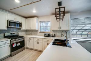 Family and Pet Friendly! Garland Home with Fenced Yard