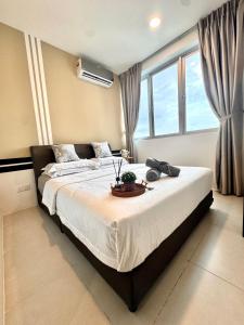 S15-08 MetroCity Square Condominium-3R2B-8 Pax