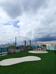 Charms Stays, Central Residence