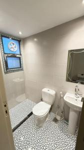 Hotel Roof at West Town Compound - Beverly Hills - Zayed