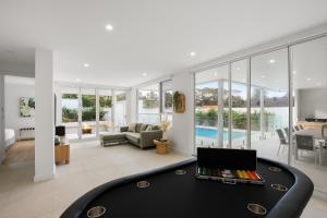 Villa Bianco at Caves Beach