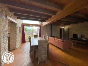 Gîte rénové 3 chambres à Damvix avec Wifi - FR-1-426-600