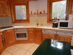 Courchevel 1850 - Appart 6 pers - Skis aux pieds - FR-1-631-243