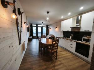 Confort 2 pièces pour 4 pers, rez-de-chaussée avec Wifi à Orcières Merlette - FR-1-636-246