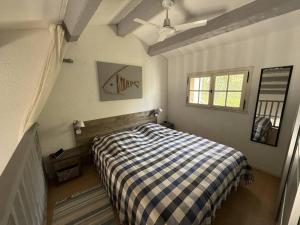 Joli mas à La Croix-Valmer avec piscine et terrasse vue mer - FR-1-726-69