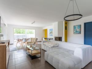 Villa moderne à Biscarrosse - 5 chambres, piscine chauffée, proche lac, piste cyclable - FR-1-319-625