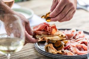 Mantons Creek Estate