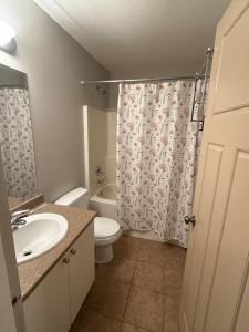 2-Bedroom Private Suite near VIU