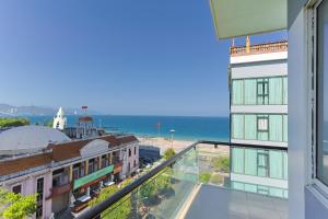 Happy Lights Nha Trang Hotel