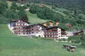 Hotel Alpenfriede - Jerzens