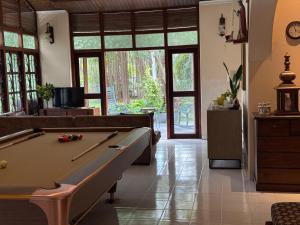 Dark Green Resort - Airport Transit Villa