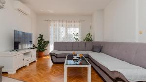 Villa Jelavic - Makarska by Villas Guide