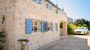 Villa Mendula -Orebic by Villas Guide