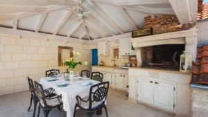 Villa Mendula -Orebic by Villas Guide