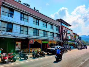 Baan Saikao Plaza Hotel & Service Apartment