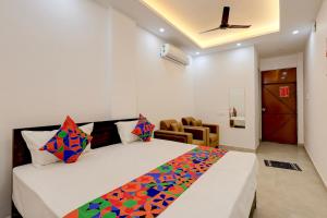 FabHotel Rustic Roots
