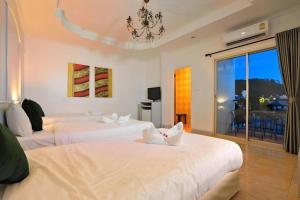 Gorgeous Boutique Room