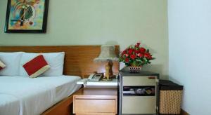 Lucky Star Saigon Hotel