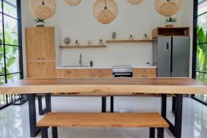 Green Pearl Villa 6 Bedroom Family Ubud