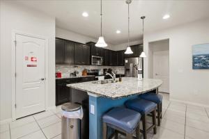 Magical Villa with Pool Game Room Close to Disney