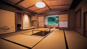 Aizu Higashiyama Onsen Tsuki no Akari self-service INN