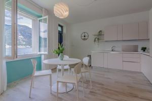 GuestHost - Lezzeno Beautiful View 1&2