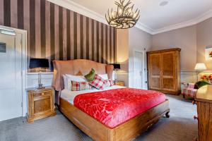 Muckrach Country House