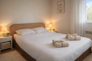 Accommodation just a stones throw from the sea