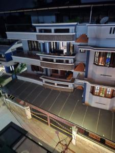 Vallimony Apartments