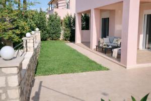 Natural view villa with private pool