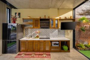 Son Tra 4-bedroom villa near the sea 200m