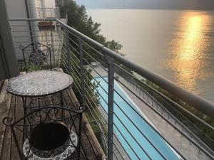 Vista 180 by Halldis